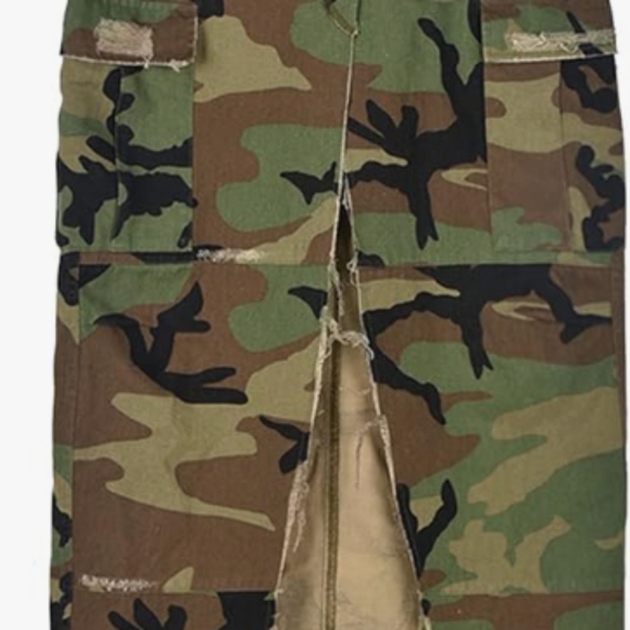 CAMO, CARGO MIDI SKIRT WITH SLIT - Picture 2 of 5